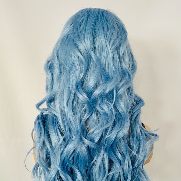 Very Pretty 28” Powder Blue Glueless Lace Front Premium Fiber Wig - Picture 11 of 12